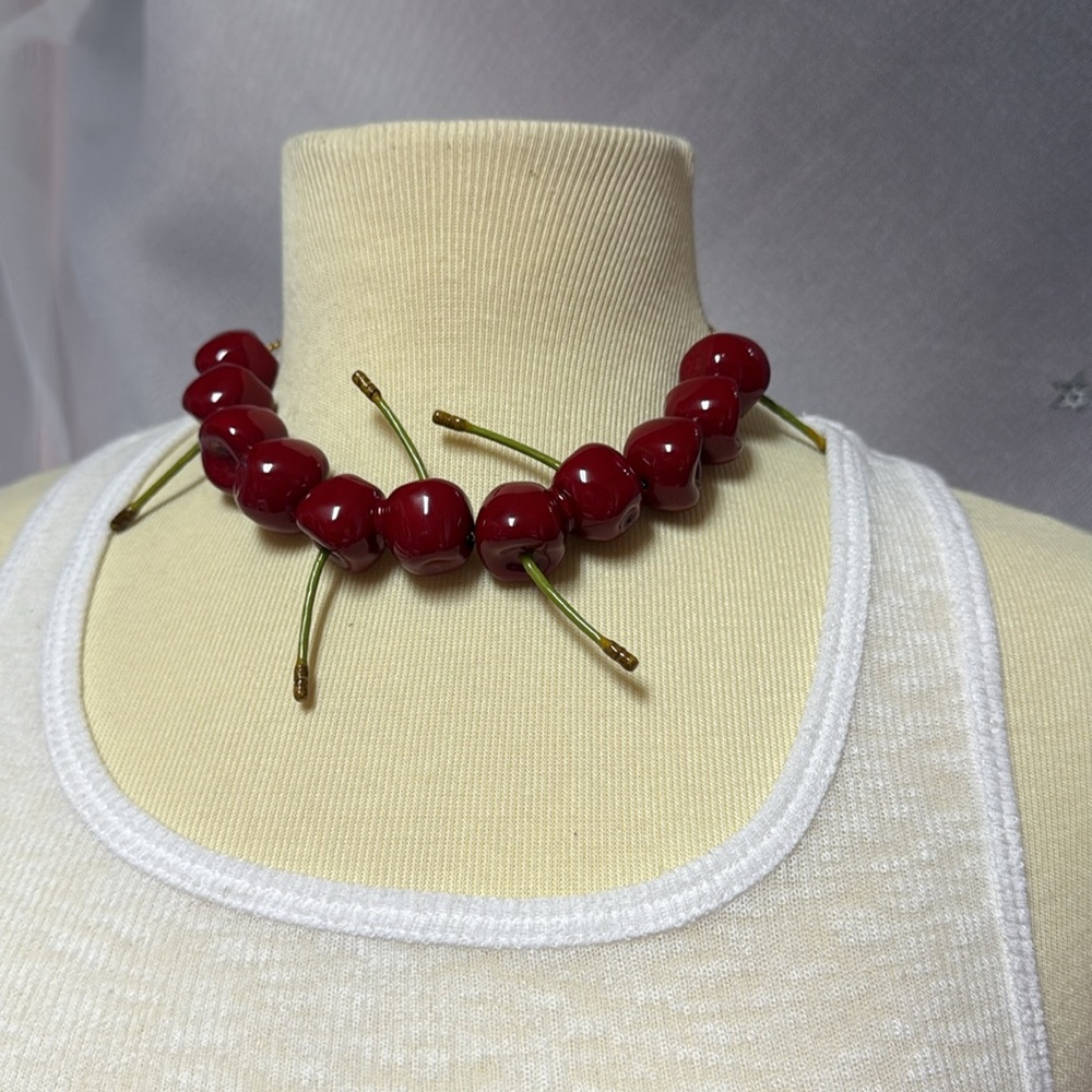 JACQUEMUS cherry necklaces - Picture 15 of 16